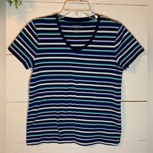 V-Neck Pin Striped Short Sleeve T-Shirt by Croft & Barrow.  Size M.